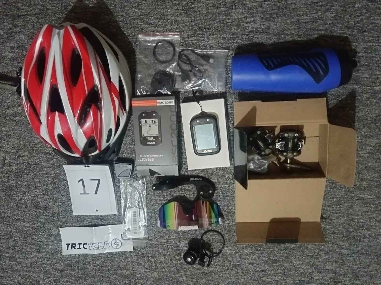 غراض دراجات هوائيه اليريده يجي خاص
1.خوذه

2.مطارة

3.عداد هو والقواعد مالته ثنين مستخدم اسبوع

4.نظارة

5.جرس ماركة جاينت

6.شورت قياس s/ادريس رياضي. ولاصق ضد البنجر واحد وحده مال زنجيل ماعرفه شنو وغراض ويا 😂


**إذا كنت صاحب هذا الإعلان وتريد حذفه لأي سبب، رجاءا أرسل رسالة إلى الدعم الفني**