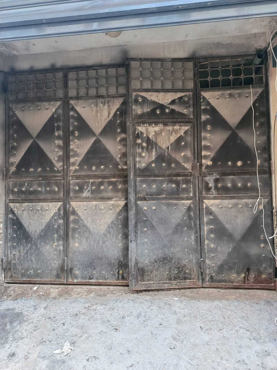 باب حديدي طول 2متر و 70 العرض 3 متر و 35 سنتم رقم الهاتف 0797808559 المكان البليدة


**إذا كنت صاحب هذا الإعلان وتريد حذفه لأي سبب، رجاءا أرسل رسالة إلى الدعم الفني**