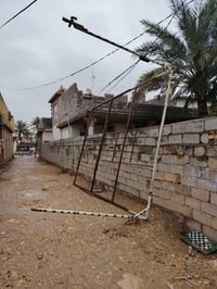 قمريه للبيع الطول 5 والعرض4 _07830991887