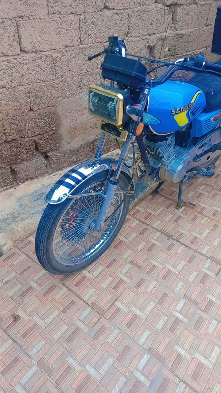 سلام عليكم
دراجه تايكر 2025
كامله اي نقص مابيه 
شلعه ومعدل فول 
اوراق ورقه وحده كارتونيه 
#العنوان_ديالى_بعقوبه_ناحيه_العباره
اتصال***********
