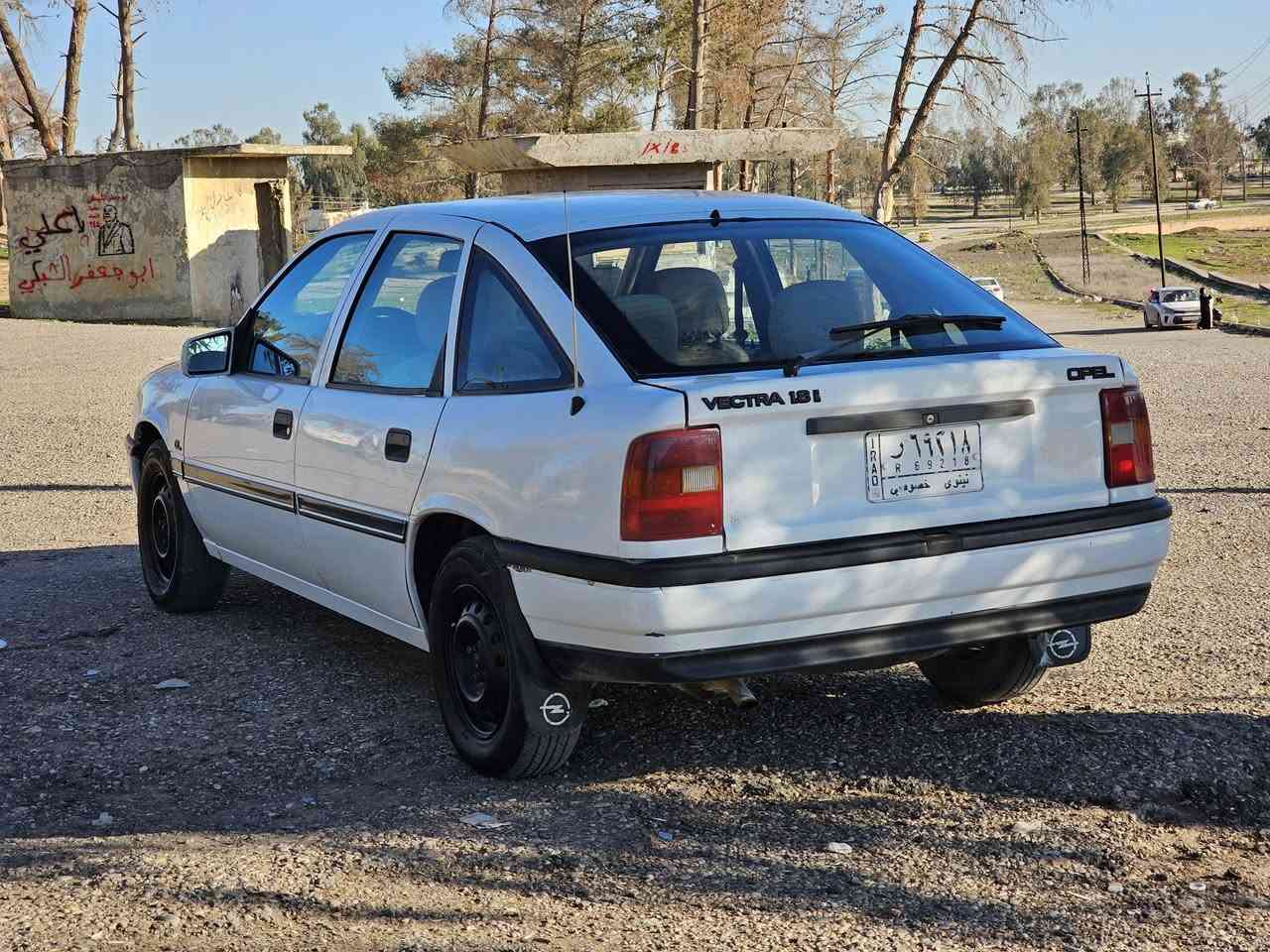 للبيع فقط 
سعر 42
اوبل فكترا موديل 92 جنطه
محرك حجم 18 المرغوب
كير عادي  
سلايت 
قفل مركزي 
ستيرن بور 
رقم نينوى ألماني شرط التحويل والوكاله 
كابون بنزين بيها ⛽️ 
🚫صبغ دواير خلف ودوسات مصلحين وجاملغ  امامي 🚫
السياره جاهزه 
العنوان موصل حي المحاربين 
للإستفسار الاتصال 
***********
***********
