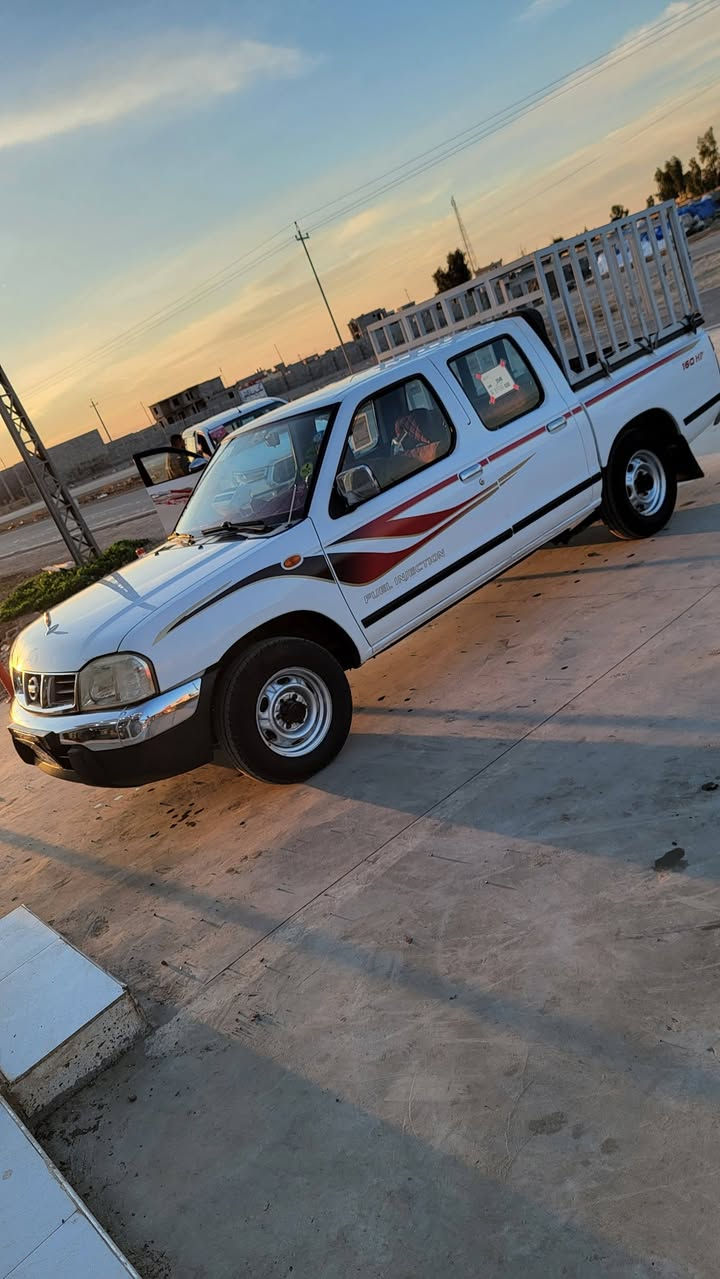 سلام عليكم
نيسان للبيع موديل 2007 ياباني الاصلي 
رقم كركوك
سنويه شبه جديده 
ضرره 3 باردات خفيفه شبه كلين السياره 
صدر + محرك + كير + تدفئه وتبريد  بلشرط 
بدون دواخل 
الشراي يخابرني.  ***********
