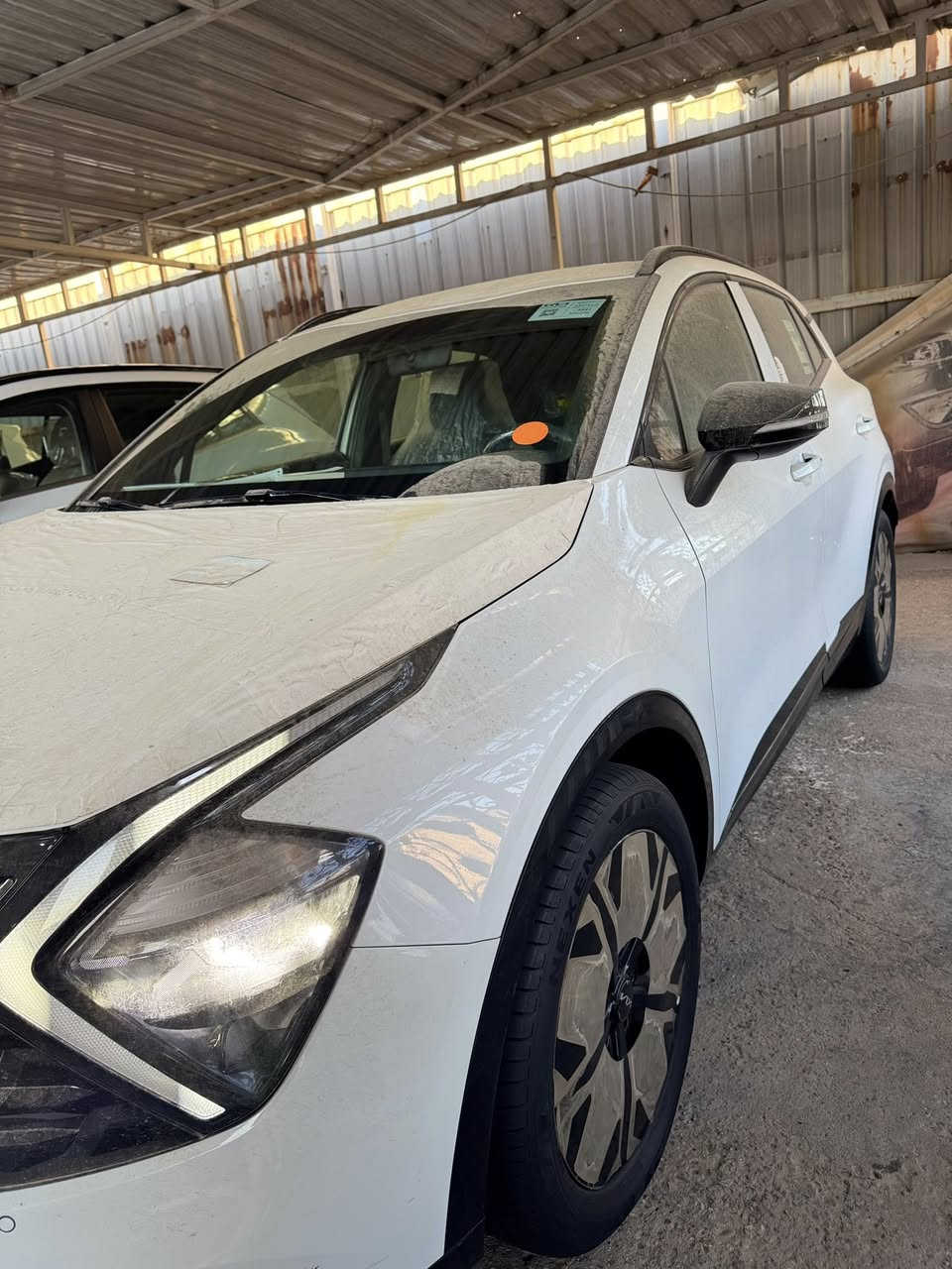 كيا سبورتج 2025 بلاك ادشن
اليكم التفاصيل الآتية
خليجي
‏ماشي17
سعة المحرك 2.0L
مرتبط بناقل حركة أوتو 6 نمر
عدد AIR BAG 2 
حساسات أمامية 
حساسات خلفية
لايت زينون + LED
كشافات 
بك لايت LED
حجم الاطار 235/50R19
" ويل كب 19
4 دسك
ماسحة خلفية
اريل نفكيتر 
مفتاح التشغيل بصمة
تشغيل عن بعد 
فتح الصندوق كهرباء 
دشبول شاشة 
 شاشة Apple Car play
كاميرا دوارة 
المقاعد جلد  
حركة المقاعد الأمامية كهرباء
تدفئة المقاعد الأمامية 
فحص أنظمة السيارة 
حساسات ضغط اطارات 
تطعيم الدواخل ألمنيوم 
السعر236
(***********)
مكاني بغداد يونة
