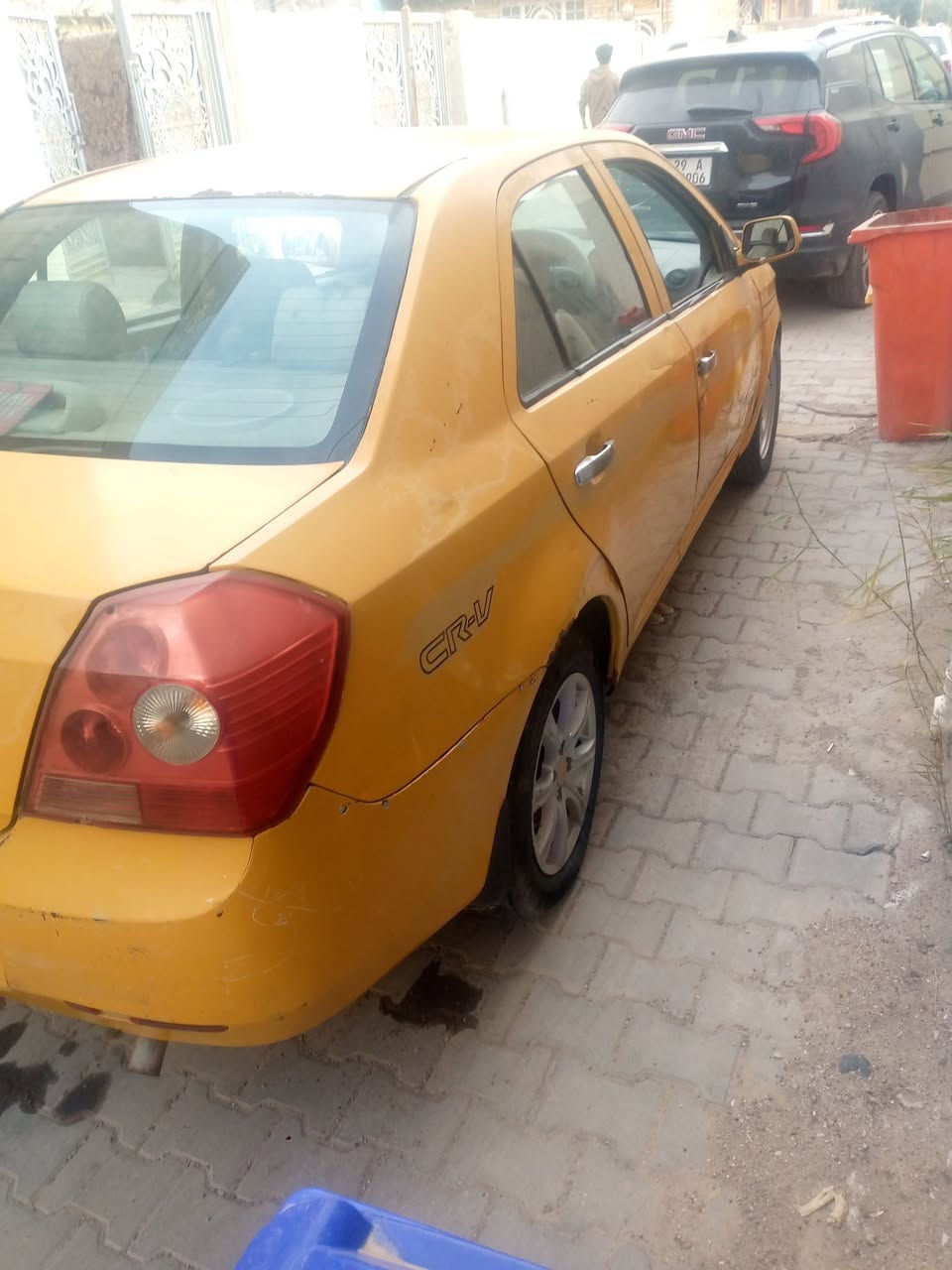 جيلي رقم واسط مكمل معامله تحويل بس مطلوبه هيئه ما اعرف شكد لأن ما مسجله اصلا بالهيئه سياره جاهزه تخم تاير باتري جديد كير مكينه كهربايات كلج بريك كله جاهز دواخل حلوه بيهه الجامه مال الصدر مكسوره واليده مال الباب السعر ١٠ ورقات السياره بالكوت اخوان رحمه لوالديكم بس الشراي يتصل وكلشي مذكور بالمنشور لاتسالني شبيهه ما بيهه السياره بالكوت وسعرها ١٠ ورقات وبيهه شويه مجال وراعيها يريد تحويل بس مطلوبه هيئه 
***********
*********** الخاص مغلق
