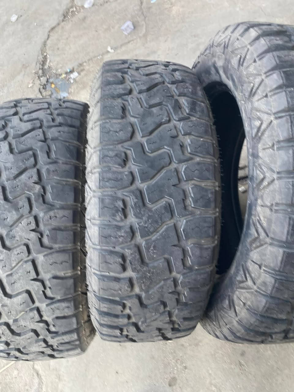 تخم امريكي فتح قياس 275/60/20 لي يريده يدخل خاص ويدلل العنوان مجمع مشن مقابيل الطحونه الحمراء ***********
