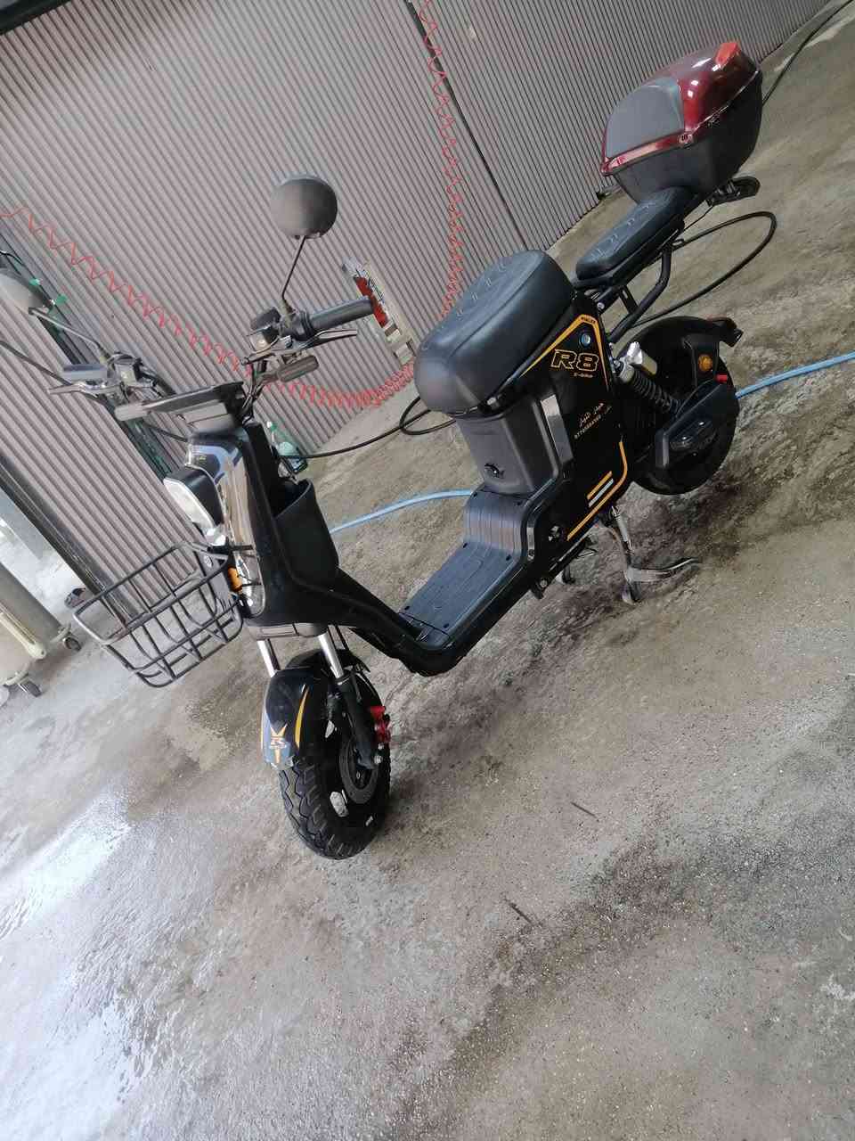 من رخصة الادمن
دراجهR8
5بطاريات 60V
دبل اشاره
لايت عالي ناصي LED
بريك امامي خلفي دسك
بلوتوث
ستاند تلفون، شاحن موبايل USB
زوج تاير تايوان
سويج 2
 كارت تشغيل 2
 الدراجةكهربائياته كله بلاديه
مكاني الاعظمية ***********
سعره(450) الف وبيه مجال قليل للشراي
