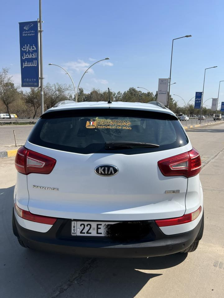 سبورتج 
مديل 2014
بسمي رقم اربيل جديد 
محرك والكير شرط ما مفتوح 
سيارة جاهز ربع ما تصرف عليها 
دوشمه+كاميرات +حساسات كلها كامله 
ضررها جاملغ الأمامي بدون دواخل شرط 
السعر 165وبي مجال قليل 
***********
