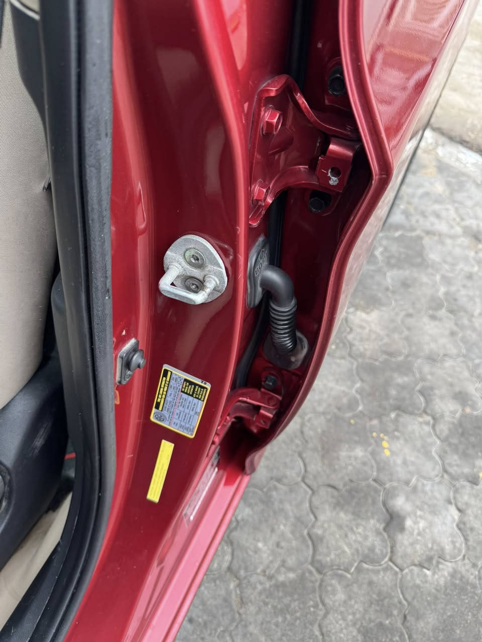 السلام عليكم
النتره مديل 16وارد امريكي ماشيه 105فقط
محرك 1800دوش كير at
رقم بصره انكليزي مشروع وطني بسمي سنويه 31تنتهي 
سياره مكفوله من الضربه والضبع والتبديل بيها تكحيل فقط سونارها مرفق مع المنشور 
سياره مكينه وكير قبل 7ايام شادهم بعدهم بلضمان 
تخم تاير ورنك جديد
حداده جديده 
منضومه بانزين جديده 
منضومه تبريده كامله مال كصه شادلها 
سياره جاهزه من البرقي 
شرط ترايك وين مايعجبك 
سياره نص فول
السعر (120)وبيها مجال لشرايه 
مكاني بصره الزبير 
***********
