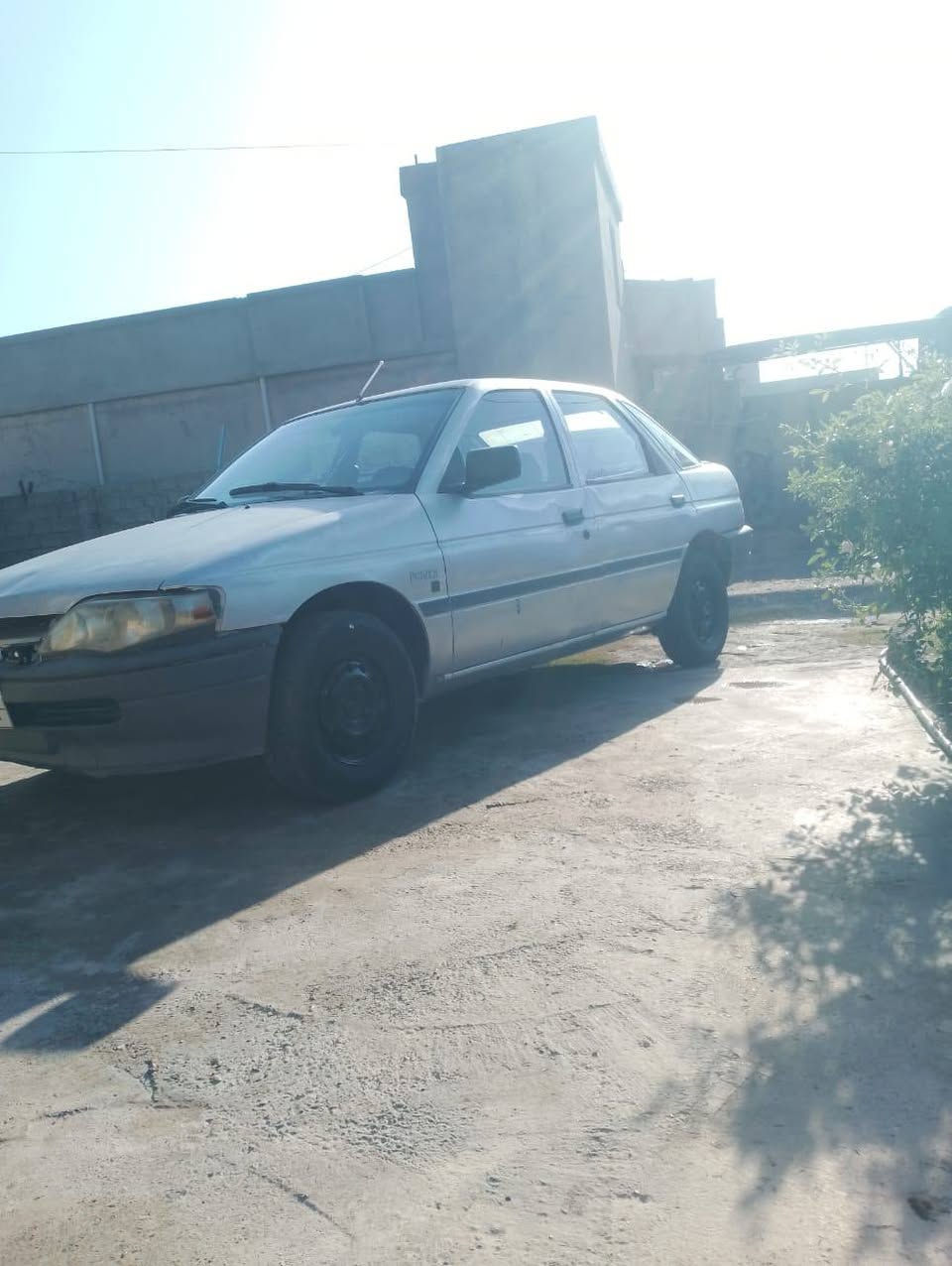 السلام عليكم
سيارة فورت سكورت محرك وگير مال فكترة 
السيارة شرط گير محرك الگشر هل شوفة عينك كهربائيات كلها شغالة 
السعر 15 وبيها مجال حگ جيتك 
للاتصال ***********
