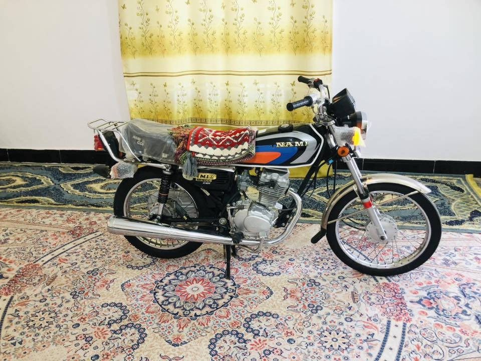 سلام عليكم للبيع نامة اصلي شلامجة 23اوراق اصولي بوجهك للترقيم دراجة خير من الله بلادية دراجة مكاني كوت 
0788 548 0385 ً
