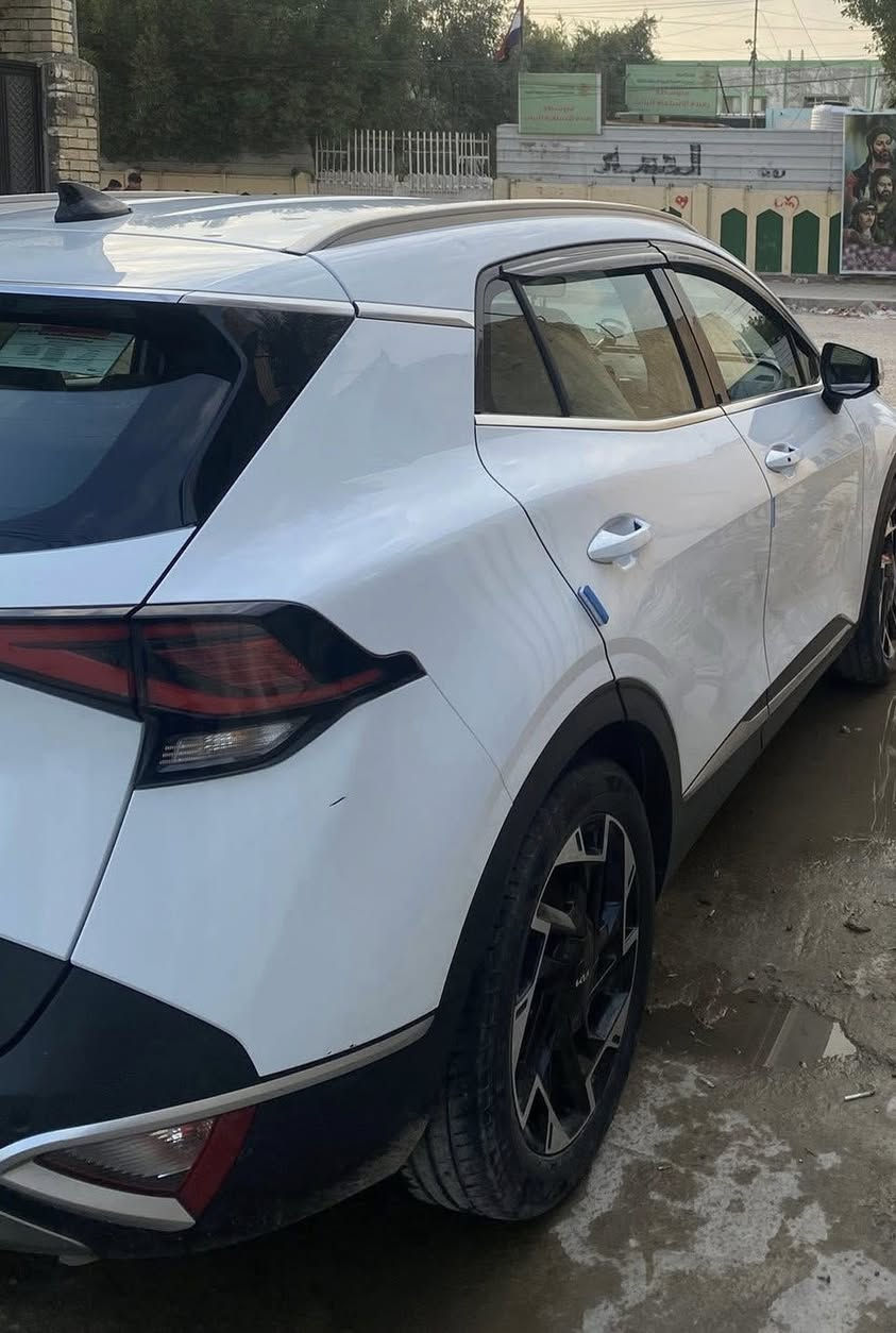 السلام عليكم سبورتج موديل23 كفاله عامه ما عده كم رصعه مال حالوب حن واير لس
مود درايف 

حساس امامي وخلفي 

ويل حجم 19 

لايتات فول ال اي دي 

تايرات شركه وسبير ومنازل  كتلوكات  وبصمه 2  بعده ليبلات شركه 

شاشه كار بلي 

فول تحكم ستيرن 

مري شفط ونظام ترحيب 

4انظمة قياده 

مانع تزحلق

مانع منحدرات 

هاند بريك دكمه
تشغيل عن بعد 
محرك 2000 دوش 

ارضيه مغلفه جلد وصندوق جنطه        

 

السعر215بغداد ماشيه 23الف اخو الزيرو ***********
