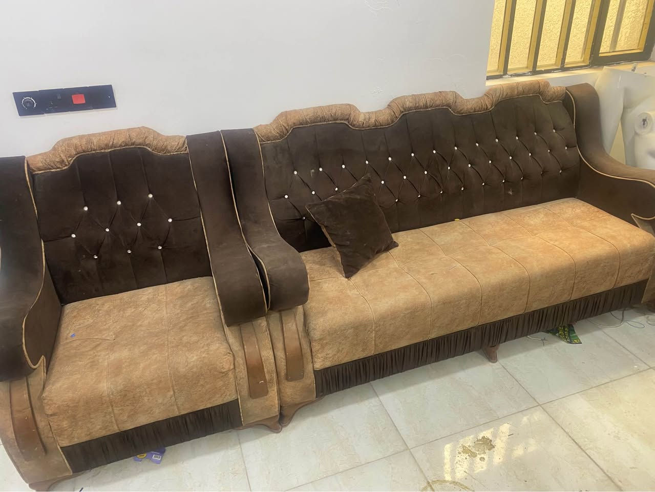 قنفات ٥قطع *********** المكان حي الجهاد بغداد, العراق
