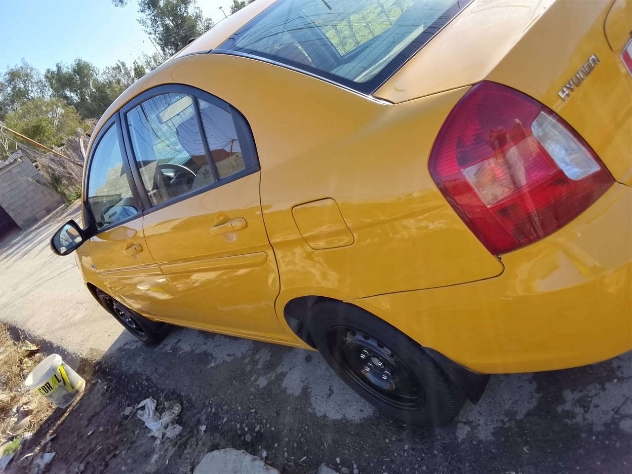 السلام عليك اكسنت موديل11 خليجي شركه طخه خفيفه يم البكلايت السياره مكفوله كير مكينه تبريد  كله جديد معروضه 90 الهاتف ***********
