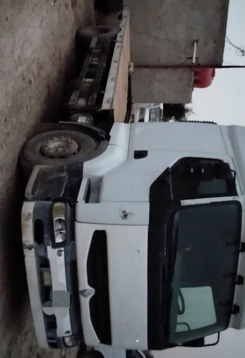 السلام عليكم رينو للبيع مكينه 420 نظيفه بم و نوزل  سياره قاطره سنويه منتهيه لل 22 ابيع هل موجود مكاني بغداد حي البتول سعرها 50وبيهه مجال رقمهه بغداد الماني عوزهه باتريات بس وهذا رقمي ***********
