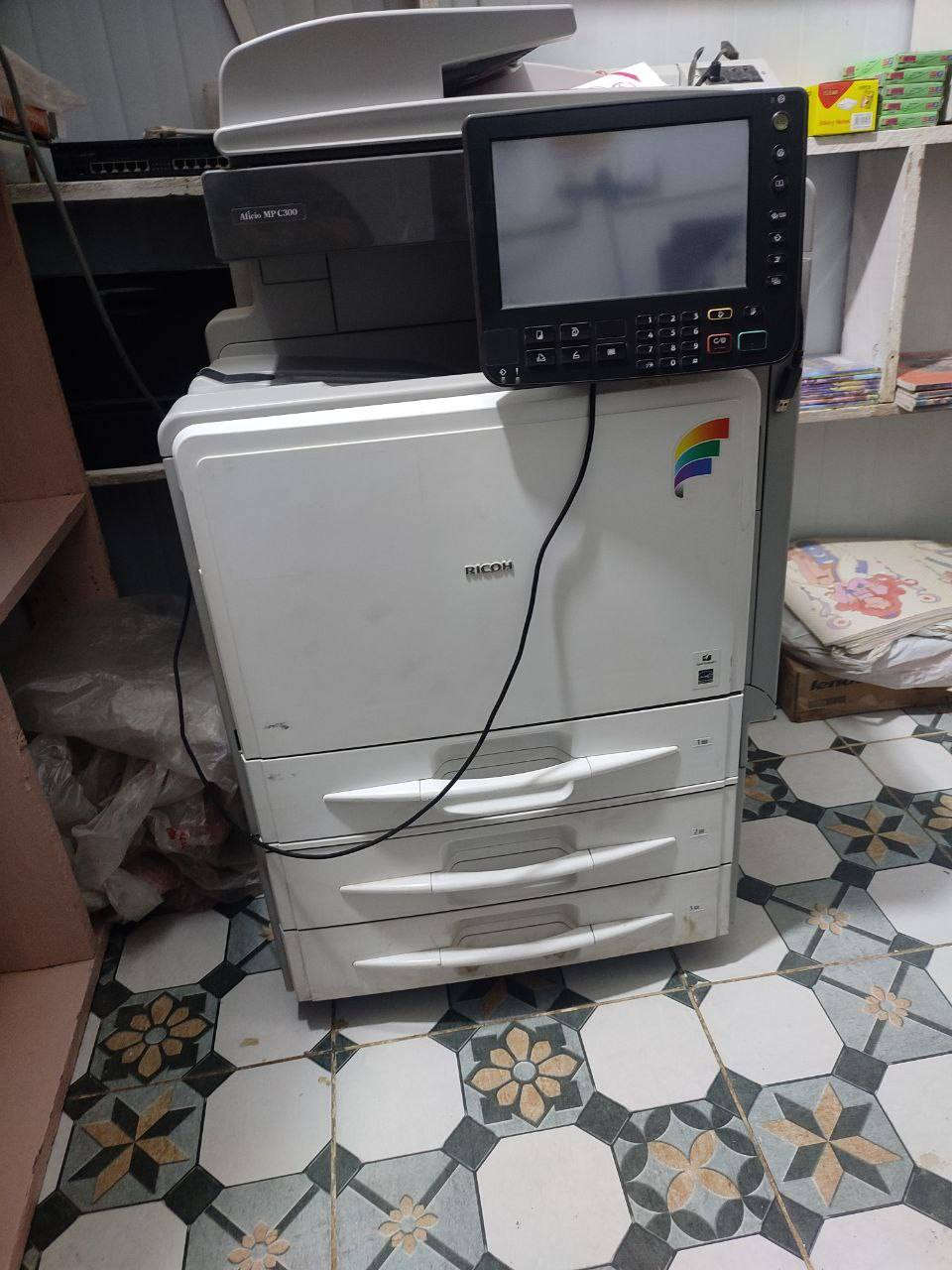 السلام عليكم
عندي هذني الجهازين للبيع واحد مأخوذه مكينته والباقي كله جديد ونظيف والثاني سي ٣٠٠ بورسبلاين عاطل مالته ابيعهن على وضعهن قيم واخذهن وبخدمتك بس نظيفات كلش مكاني قضاء القاسم اتصل أو اكتبلي وادخلك خاص تدلل مستعجل على بيعتهن ***********
