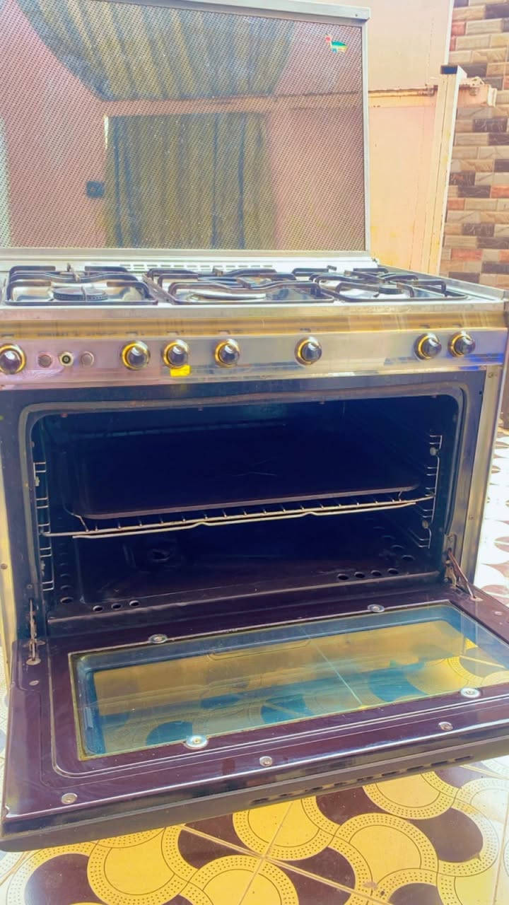 طباخ كريازي نظيف كلش 280الف
***********
