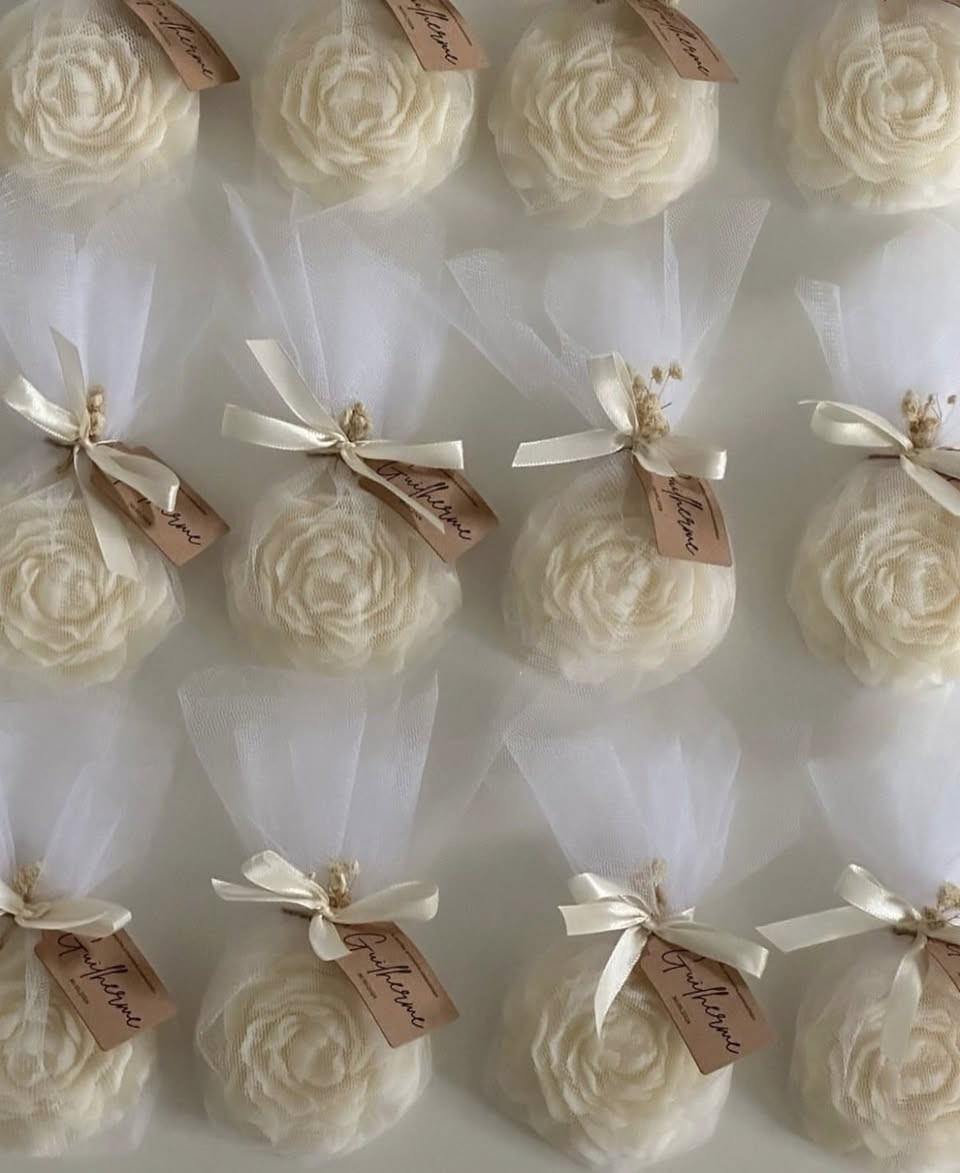 سعر القطعه ١٥٠٠ مع التغليف بدال ٢٥٠٠ عرض لمدة يوم واحد اقل عدد ٣٠ قطعه احجزي وخلي مناسبتج مميزه مع الشموع المعطره 
توصيل داخل الصويره مجاناً


**إذا كنت صاحب هذا الإعلان وتريد حذفه لأي سبب، رجاءا أرسل رسالة إلى الدعم الفني**