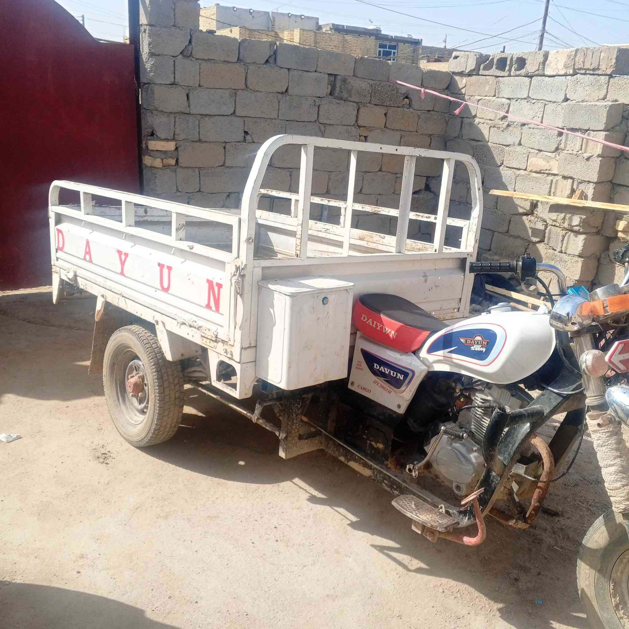 ستوته للبيع مديل 13 اوراق صولي مكينه نضيفه كهربائية شغاله المكان شطره السعر 1250 وبيه مجال  ‏‪***********‬‏
