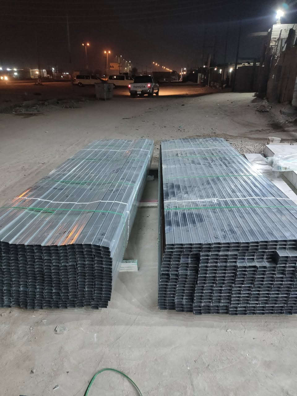 عروضنا مستمرة على الجبس بورد التركي وزوايا جبس بورد وجميع انواع الجنلات بأسعار تنافسية 
بإدارة احمد ***********
العنوان البصرة -الهارثه -عمود 253
