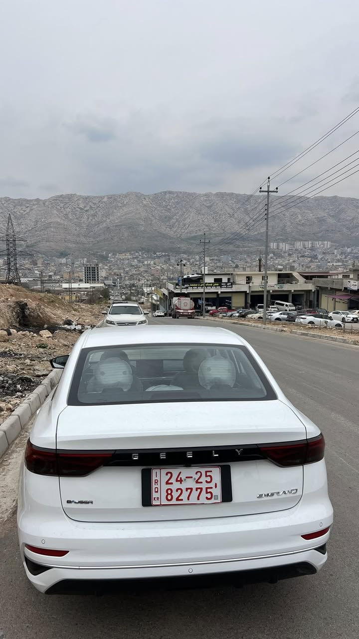 جيلي ئيمگراند نیو مواسه فات 2026
زۆر خاوێنە شركه باجگر
هيچي نيه هه موو شتێکی به شه رتە
سیارە رەقەم کاتیە 
سیارە لە دهۆکە 

تەنها 1500 کم رۆیشتووە 

مواسه فات

به صمه -شغال- 
-كوشين قوماش - تەحدید سورعە-ده رگا به صمه -حساس-كاميرا-لايت ليد -بريك به صمه-اتو هولد-سيستمي ئيكو نۆرمال سپۆرت.

***********

نرخی 110$ مەجالەکی کەم
