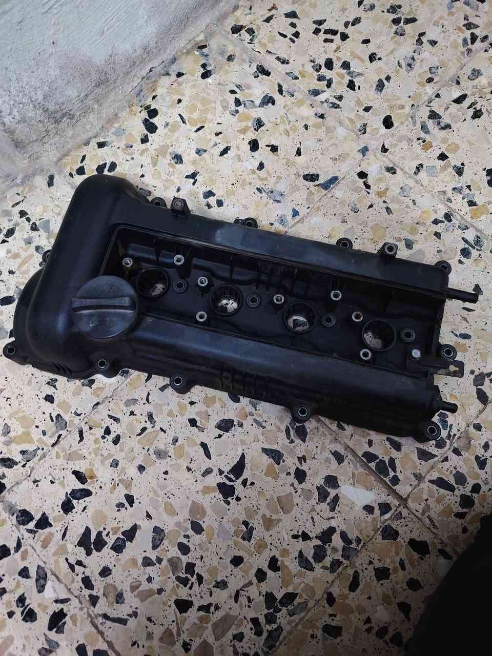 أغراض للبيع سياره النتره
تكة لايت مو نظيفه

زوج مرايات جامه مكسوره

قبق ولفات

زوج لايتات نظيفات
***********
***********
