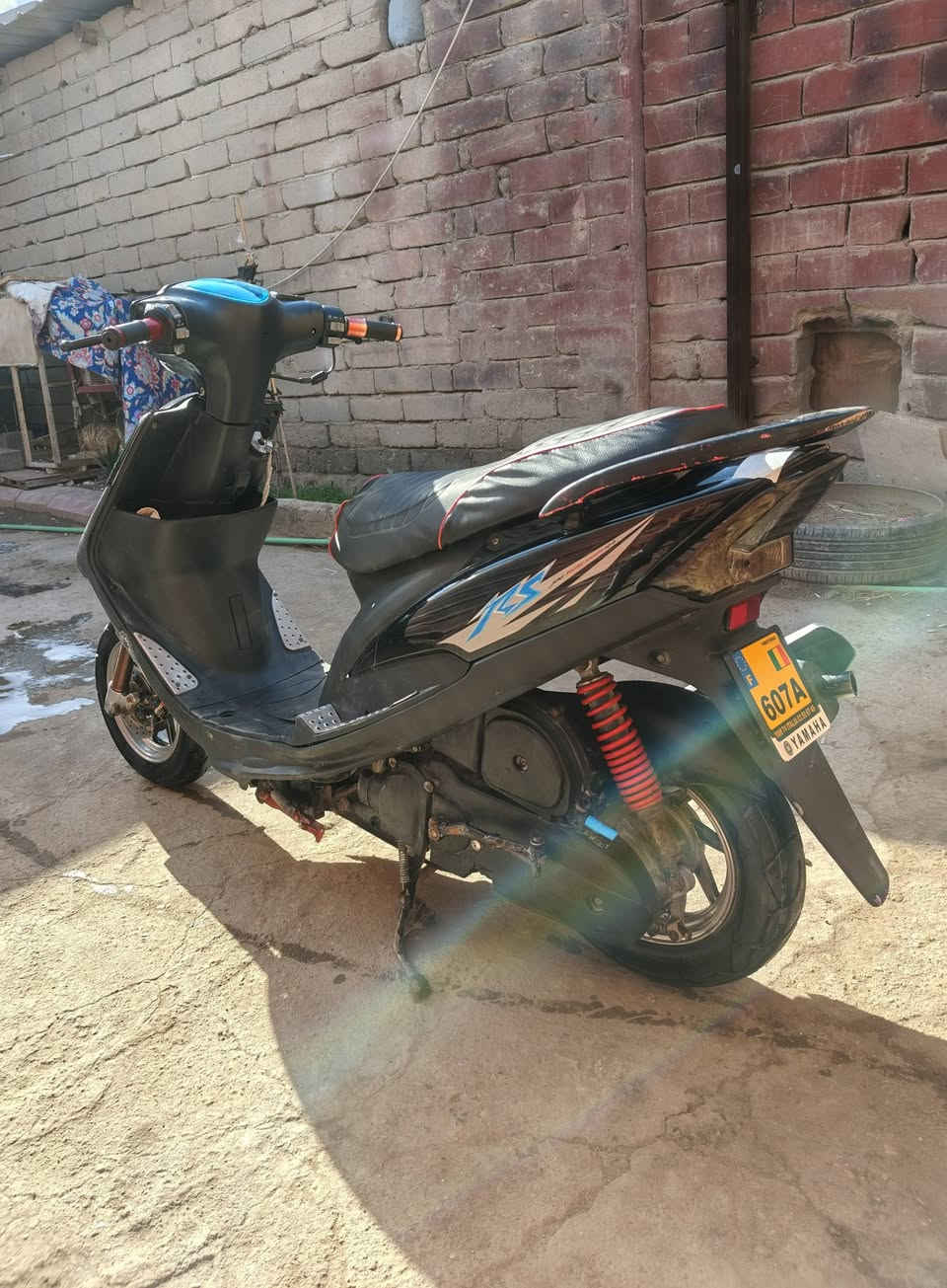 يالله سلام عليكم ماكس عدله مفتوحه 
كله شغاله سلف بكل وقت شلعه ومعدل دراجه نضيفه عنوان قضاء المدينه بشارع البطاقه الوطنيه هاتف ***********
