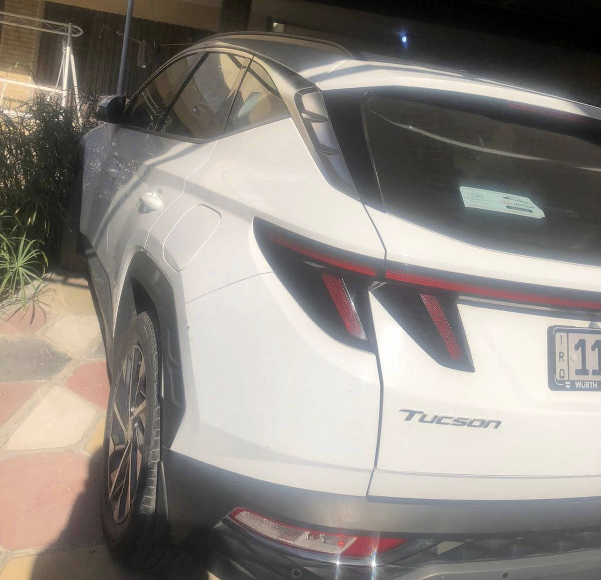 السلام عليكم ‭
توسان  2023  خليجي فول عدا البنوراما 
 داخل اسود مكفولة من الصبغ والبارد 
رقم بغداد بسمي تحويل مباشر مكان السيارة بغداد السعر 200 بي مجال 
 اتصال /***********
اي استفسار اتصال ع الرقم .
