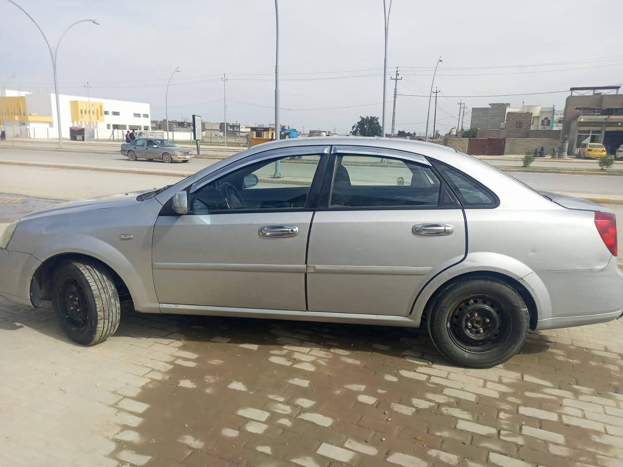 دايو لاسيتي رقم سليمانيه موديل ٢٠٠٨ مكينه كير جديد تحويل مباشر السياره شغاله وجهزه سياره كلهه شغله بييه بيهه صبغ بنيد جاملغ بدون داخل السعر٦٥وبيهه مجال المكان سامراء الخط السريع للاستفسار الاتصال على الرقم ***********
