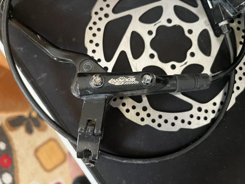 سستم بريكات هايدرولك للبيع
ماركة BOLANY BK-10
سستم يجي كامل 
يدات بريك 
فحمات 
دهن 
فلنجات 
بس جيب وركب  
كامل كله ب30 وبي مجال بسيط 
توصيل متوفر 
تواصل واتساب او ماسنجر 
***********
