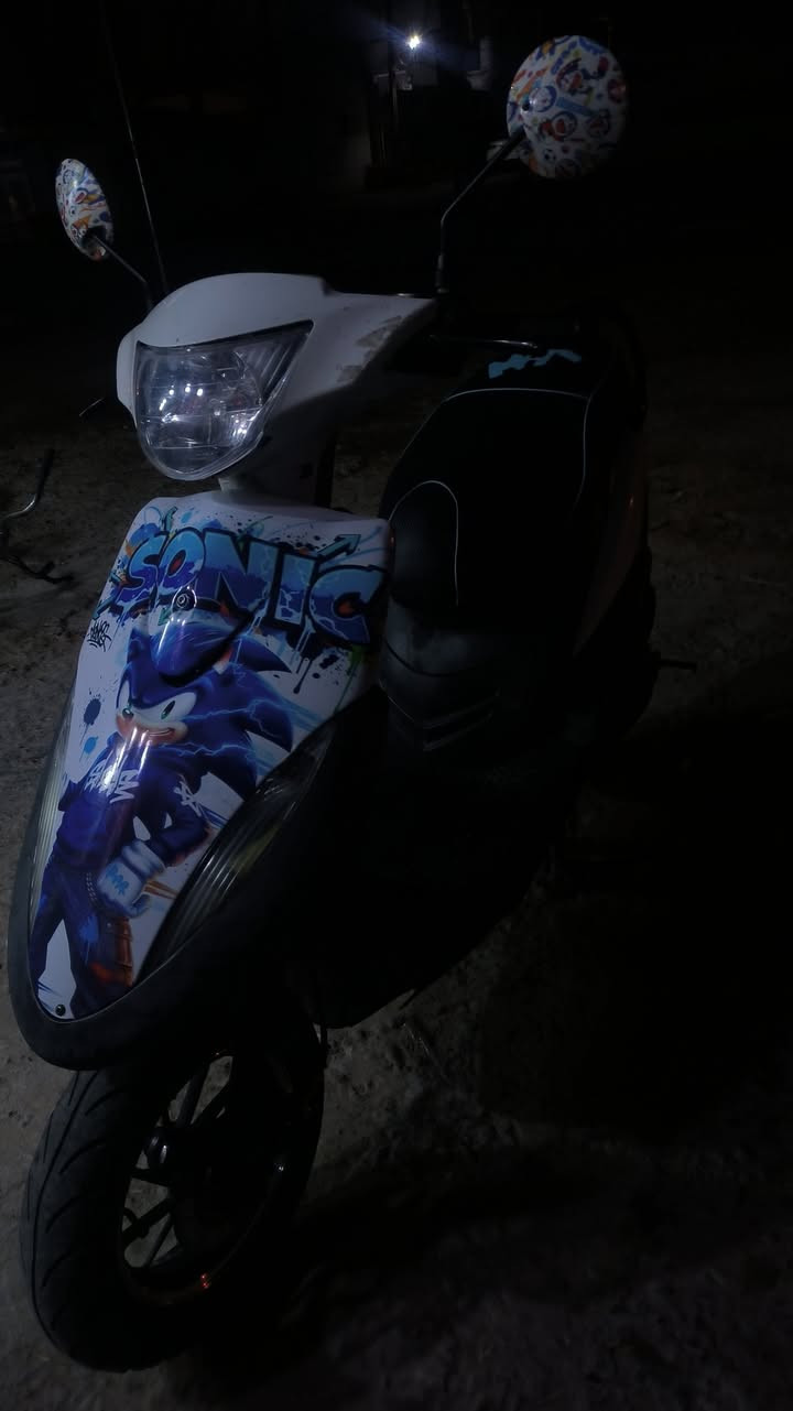 ماكس للبيع مامفتوحه دراجه تخبل مكفوله.  السعر 650 بيها مجال قليل ***********.   جماعت ال600 و500 لحد يعلق رجأن
