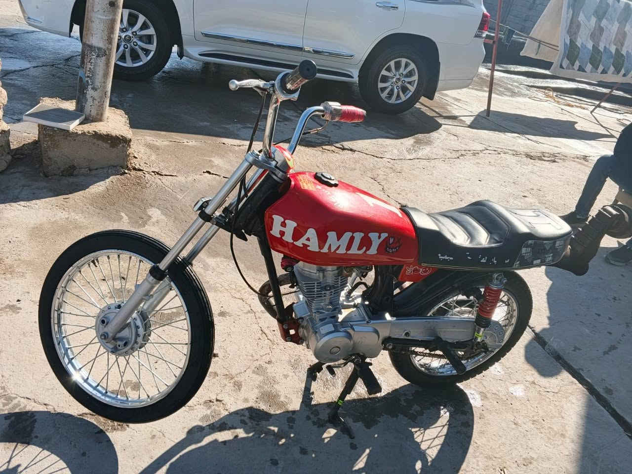 سلام عليكم دراجه شاصي 13 محرك شلامجه تعمير 25 البيع سعر 650 /*********** رقم الولد اني مجرد انشر مكان دراجه كربلاء الامام عون
