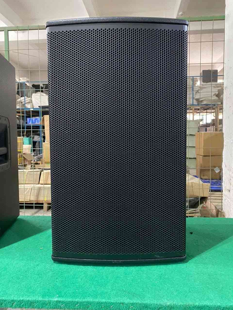 متوفر سماعات 15 انج أعلى فئة
RCF 
EV 900 واط حقيقي
FBT  900 واط حقيقي
متوفر توصيل لجميع المحافظات
***********
