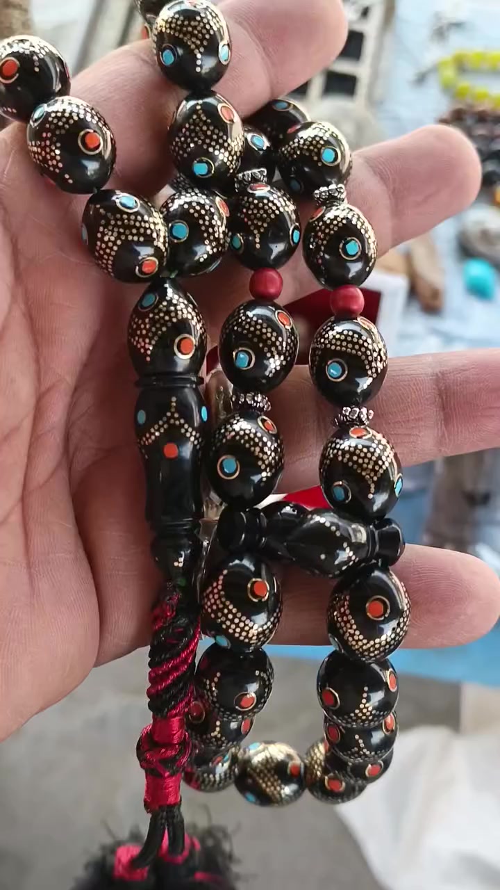 تحفه من النارجيل المطعم والجميل قطعه خشنه فواصل مرجان بسعر 80الف مع خدمه توصيل لجميع المحافظات العراق سرمد ابومنتظر ناصريه *********** @إشارة
