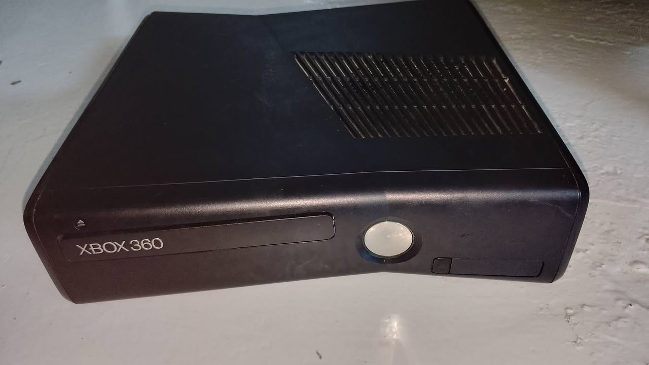 سلام عليكم بلي للبيع XBOX 360 جديد
1-يشغل 32 لعبه 
2-وياها جوستكين 
3- نوع XBOX 360 
السعر 100 الف قفل ما بيها مجال عنوان خانقين اركوازي


**إذا كنت صاحب هذا الإعلان وتريد حذفه لأي سبب، رجاءا أرسل رسالة إلى الدعم الفني**