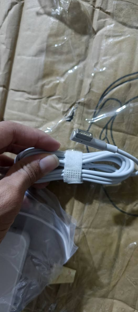 شاحنه لابتوب عملاقه بور ادابتر 60 واط  مال امزون ب 10


**إذا كنت صاحب هذا الإعلان وتريد حذفه لأي سبب، رجاءا أرسل رسالة إلى الدعم الفني**