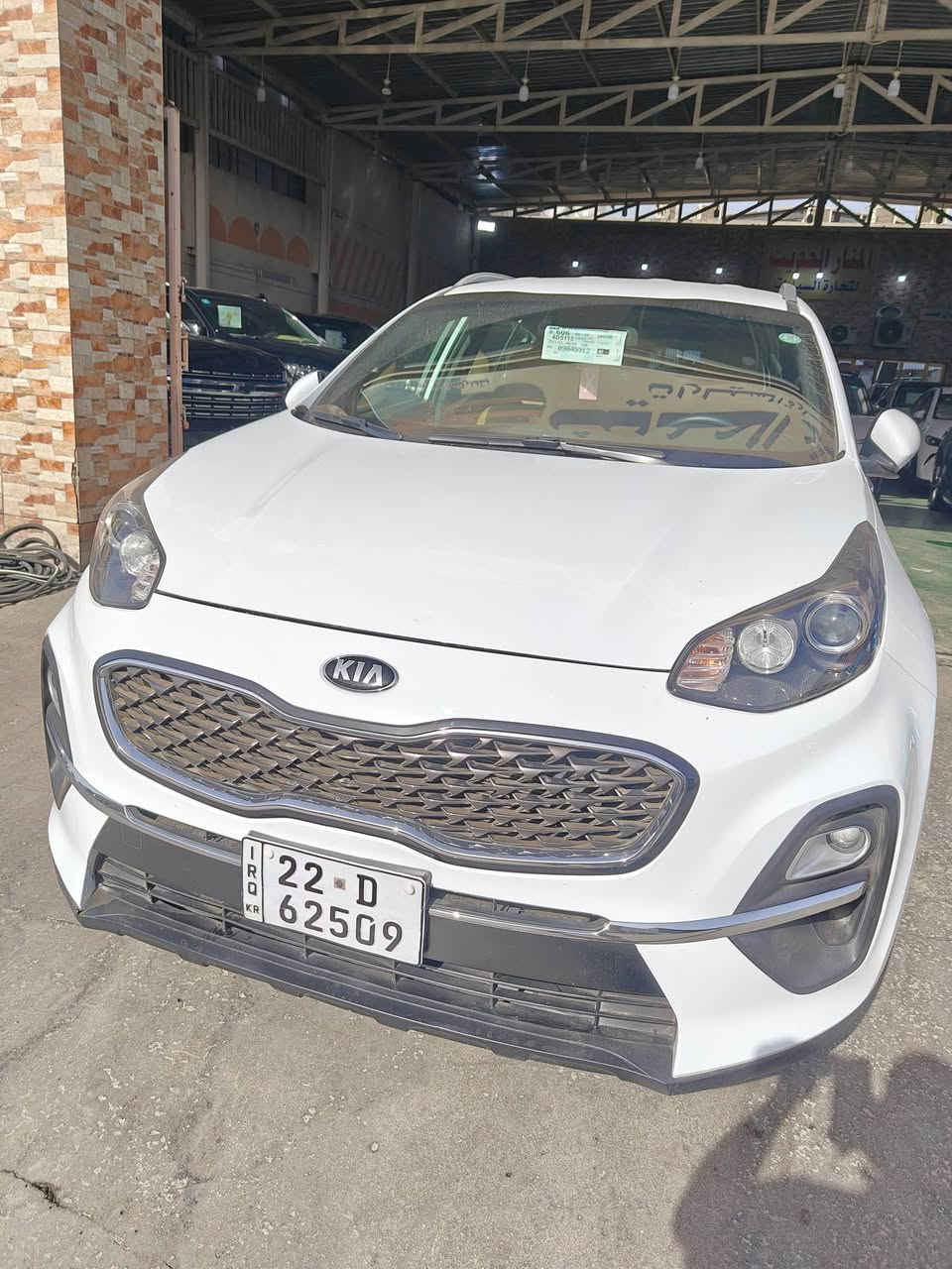 السلام عليكم
كيا سبورتج 2021 خليجي 
سويج 
كاميرا 
حساس امامي خلفي 
شاشة كبيرة كار بلي اصل 
داخل حمصي 
جلد 
اشاير مري و ترحيب 
ماشية 55 الف 
مكفوله 
رقم اربيل شرط تحويل مباشرة سنويه هزه جديد 
212 ورقه وبيها مجال 
اي استفسار 
***********
مكان بغداد البياع معرض المنار الحديث شارع 2
