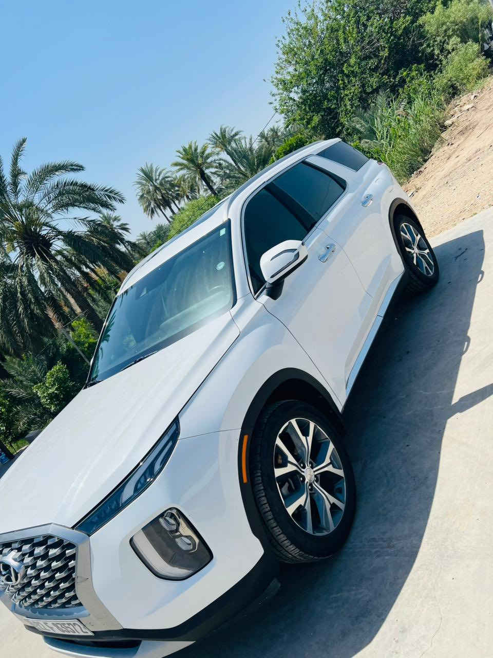 للبيع سيارة نظيفة جداً
نوع: Hyundai Palisade
الموديل: (2021)
الممشى: (71 ميل)
المحرك: 6 سلندر 3.8
المواصفات:
* شاشة + كاميرا
* حساسات
* فتحة سقف
* مقاعد جلد
* تشغيل بصمة
السيارة بحالة ممتازة، لا تحتاج أي صرف، جاهزة للاستخدام.

📍 الموقع: (واسط / الصويرة )
📞 للتواصل: (***********
