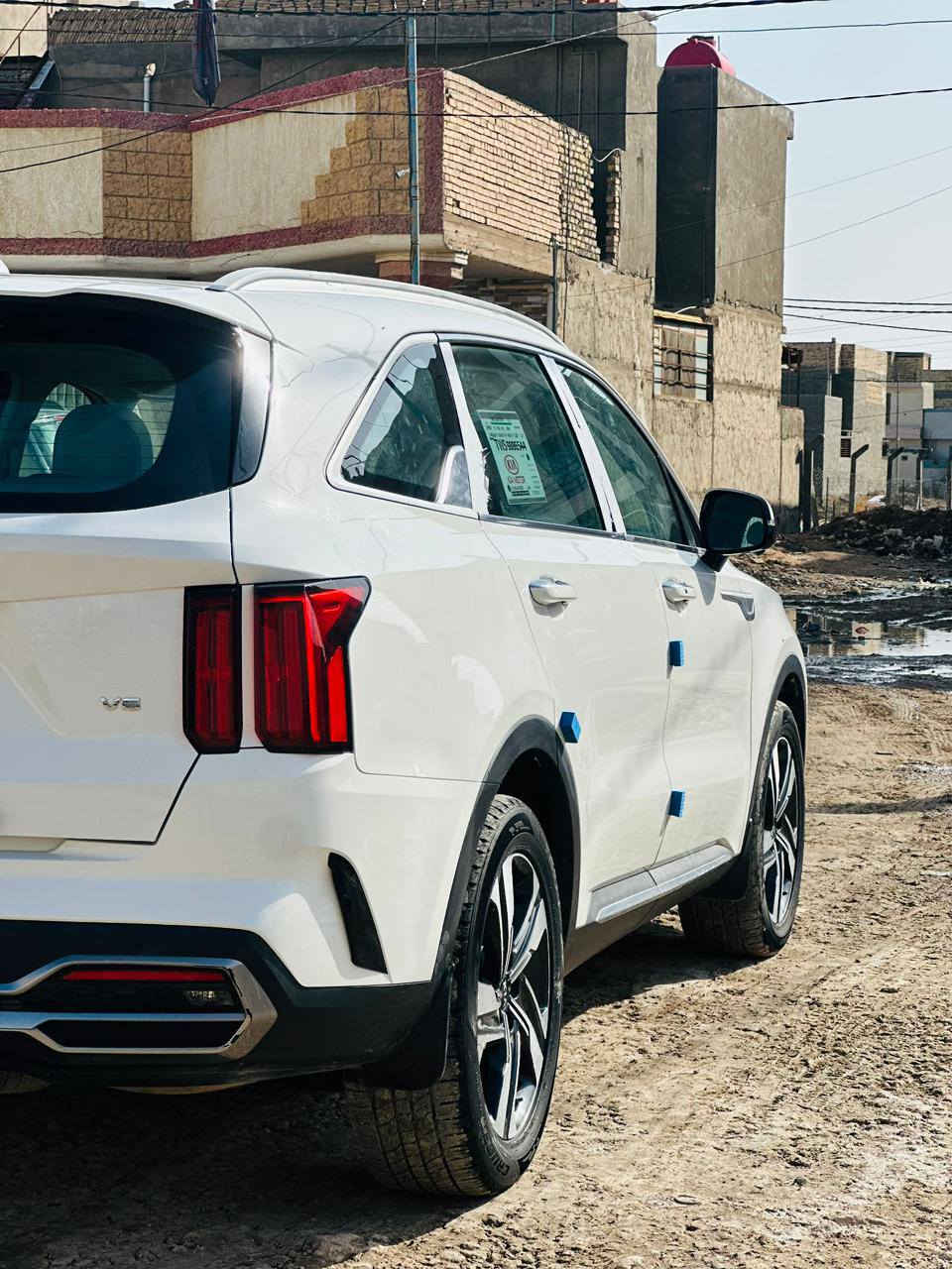 السلام عليكم 
سورنتو للبيع موديل 2021 خليجي رقم بغداد فول 1/1 مكفوله كفاله عامه بشرط الفحص بعدهي بلزكات الشركه 
الــمــواصفات 
بصمه تشغيل 
بصمه بيبان 
تشغيل عن بعد 
جنطه كهرباء 
بنوراما / فوريل / 5 كاميرات / كشنات تدفئه تبريد / سايد بريك بصمه / كير ماوس / شفتات استيرن / كشنات كهربائيه اماميه وخلفيه / جي بي اس / محرك 6 سلندر / 4 عدسات / اربع انضمه قياده / سبورت / ايكو / سمارت / نضام مانع انزلاق / نضام نزول منحدرات / كير 8 نمر / وباقي المواصفات معروفه السياره فول 1/1 وكفاله عامه من كلشي 
مكان السياره بابل 
رقم الهاتف/***********/ اسيا 
رقم الهاتف /***********/ اثير 
السعر /285/ وبيها مجال حك الجيه والضيافه 
الشراي يتصل
