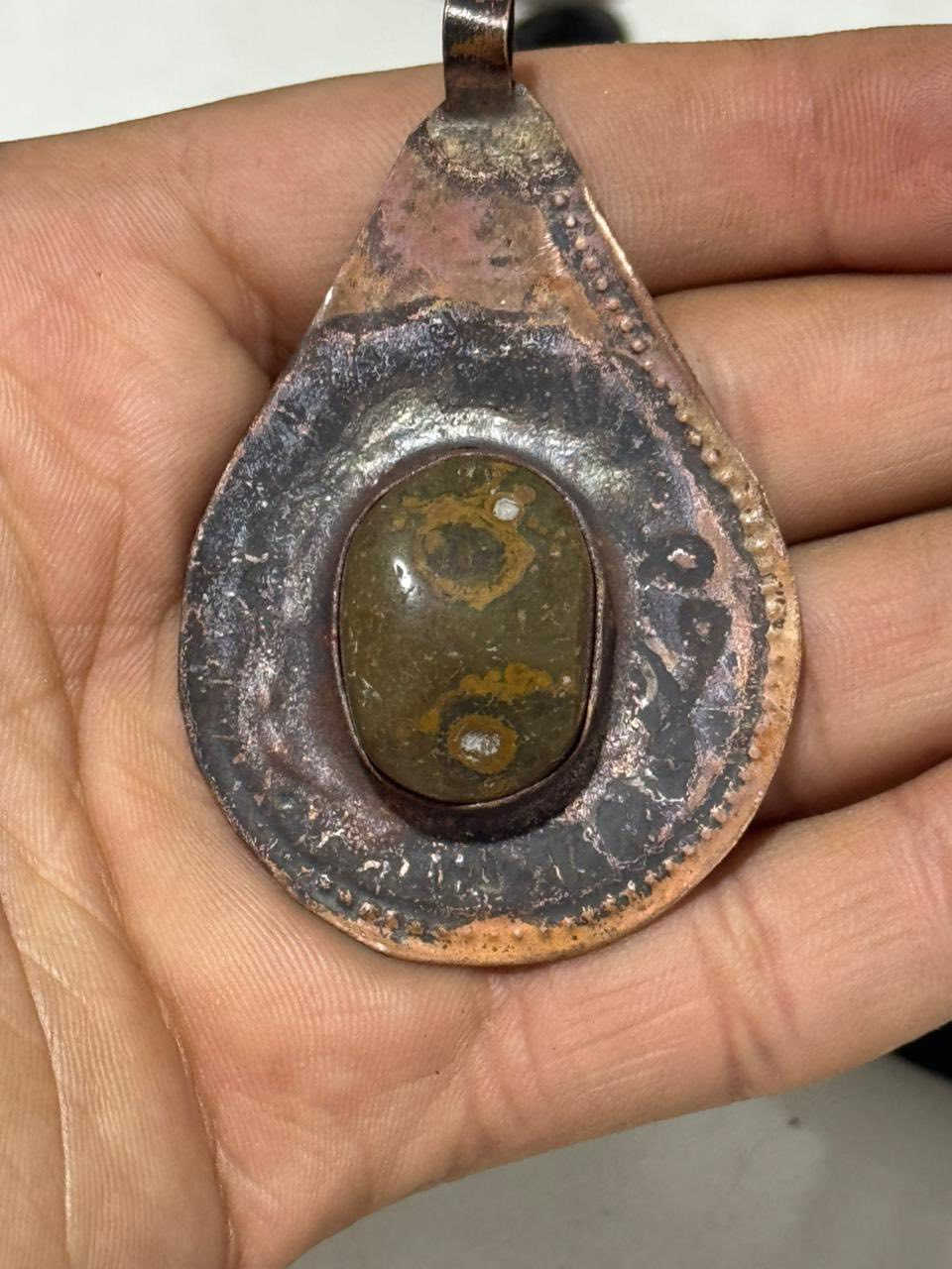 قلائد قديمه جدا ( وحيد الصابئي )
سعر خاص
واتساب ***********
