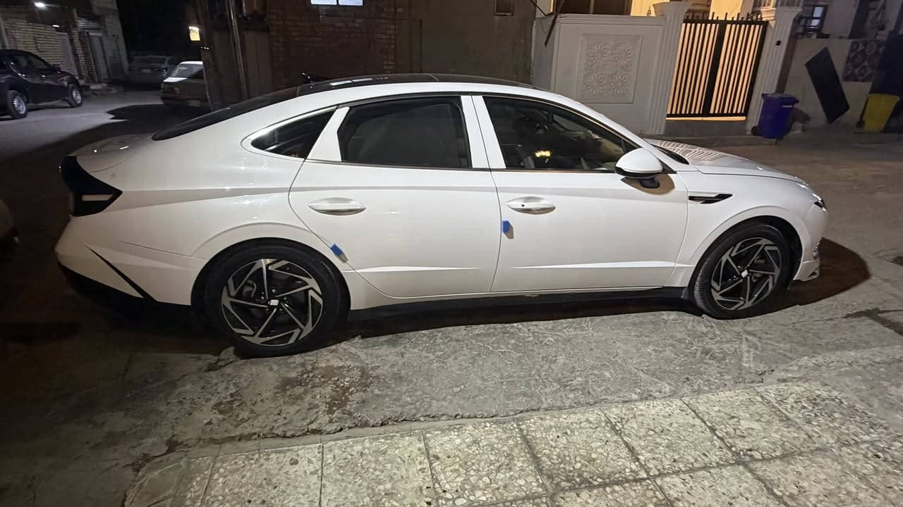 السلام عليكم عندي سوناتا 2024 خليجي فول 1/1 اريد ابيعها سعرها ب230 نهايته رقم بغداد باسمي حرا فول


**إذا كنت صاحب هذا الإعلان وتريد حذفه لأي سبب، رجاءا أرسل رسالة إلى الدعم الفني**