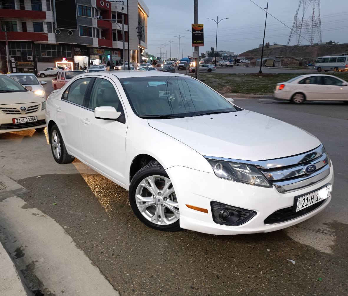 فۆڕد فیوسن 
مۆدێل ٢٠١٢ 
گێڕ ئۆتۆماتیک مواسەفات se
چوارپارچە بۆیاخ بێ ناوگرتن ڕەسمی سۆنەرم داناوە
گێڕومەکینە بەشەرت 
١٣٨ مایل حەقیقی ڕۆشتووە 
سەیارەکە زۆر زۆر تازەیە ماڵی دۆستە 
سەنەوی تازەیە  
قفڵی ٨٨ گەڵایە بۆ معامەلە تەلەفون مەکە تکایە 
*********** السليمانية, العراق
