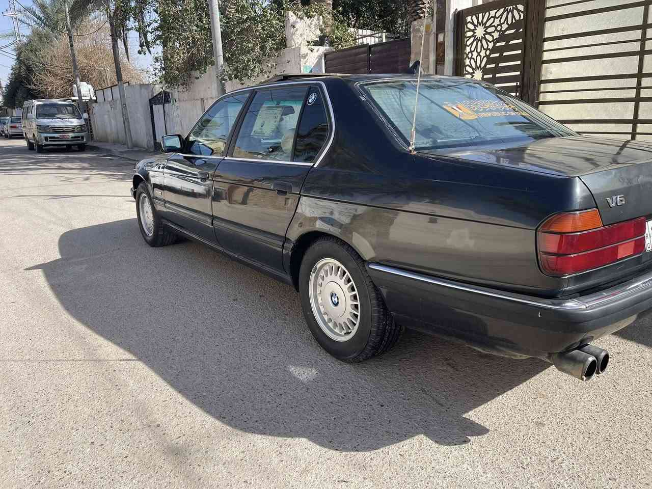 السلام عليكم 
بيم موديل 1991
رقم انبار الدولي
بسمي 
سياره جاهزه 
كير مكينه تبريد صدر تخم تاير كهرباعيات كلهه جاهزه سليت طكتين 
السعر 50 وبي مجال 
مكان السياره بغداد الزعفرانيه 
رقم ***********
