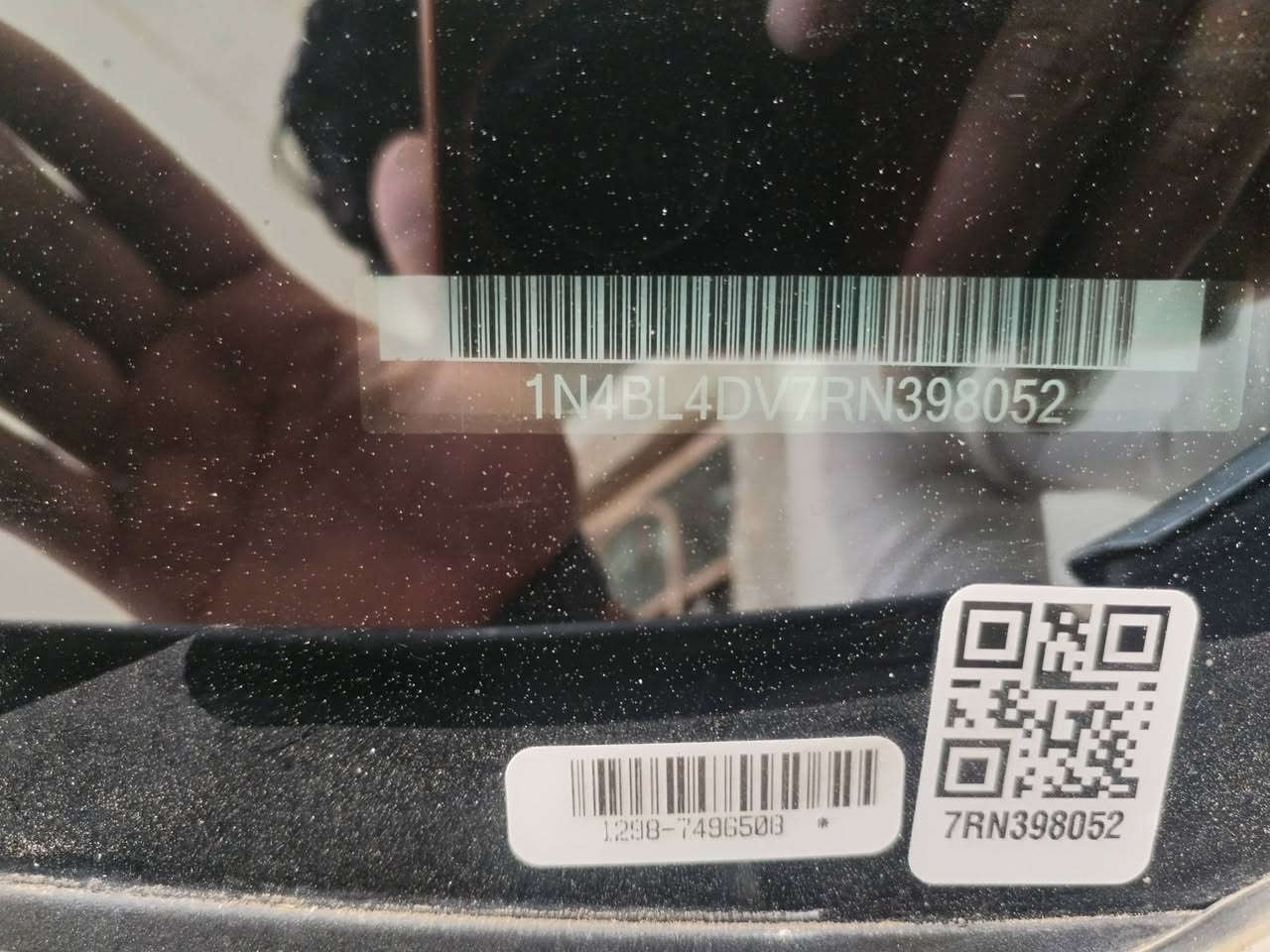 مرحبا 🙋
التيما 2024 للبيع 
مواصفاتها SV 
1- رادارات امامي خلفي جانبي 360 
2- توقف ذاتي عند رجوع الى خلف 
3- شاشه و كامره مع نظام كار بلي
4- حساسات خلفيه عدد 4 
5- كشن كهرباء سايق مع مخمل 
6- شحن امامي خلفي 
ملاحظات 
سياره حره وبسمي تريد مداور تريد وكاله
ظرر السياره ( جاملغ بدون تبديل) دعاميه اماميه بلادي بدون ضرر داخل شرط فحص ضرر سطحي 
مكينه 2.5 اقتصادي 
سياره ماشيه30كم 
ايرباك سكان  فقط طاك  ( ذي قار سوق الشيوخ ) 
سعر 167 $ وبيه مجال قليل جدان
رقم***********
