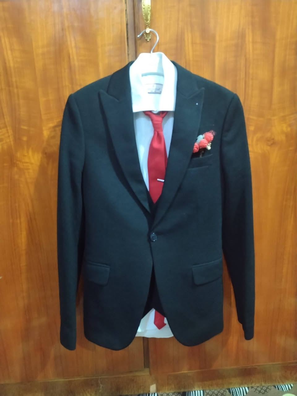 قاط مال عريس جديد لبيع
السعر 40الف بي مجال  
عنوان كرامه موصل
رقم الهاتف
***********
