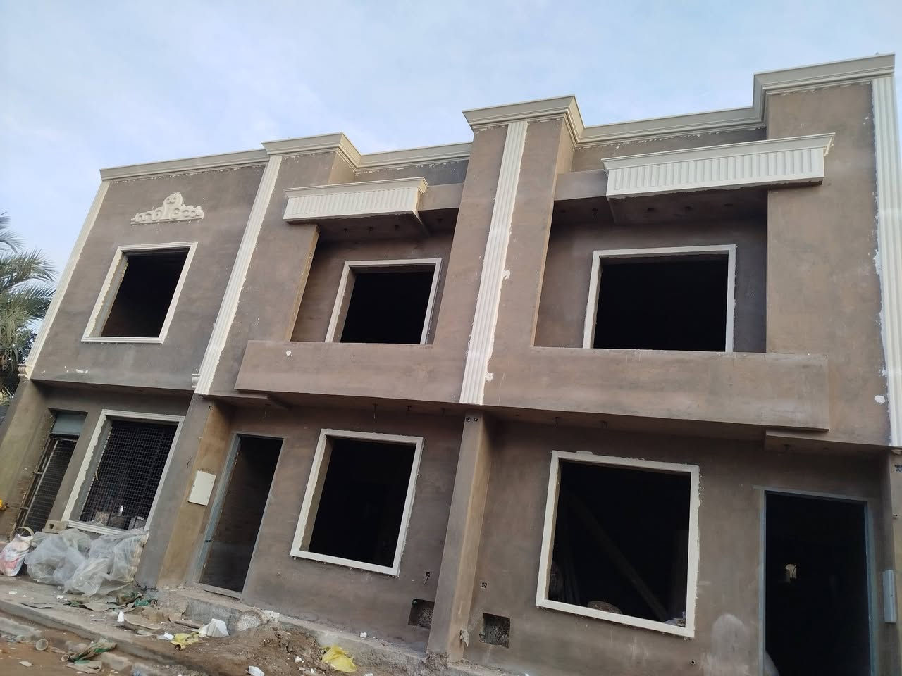 كادر مصرى لاعمال اللبخ والتصفير والتسميع والجراره والسقل
وعمل الوجهيات مع الفوم والطلس 
شغل درجه اولى واسعار مناسبه 
للتواصل ***********
