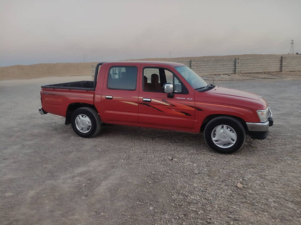 للبيع سياره 99 جيل اكس جديده رقم بغداد باسمي دولي سنويه جديده اتصل ***********
