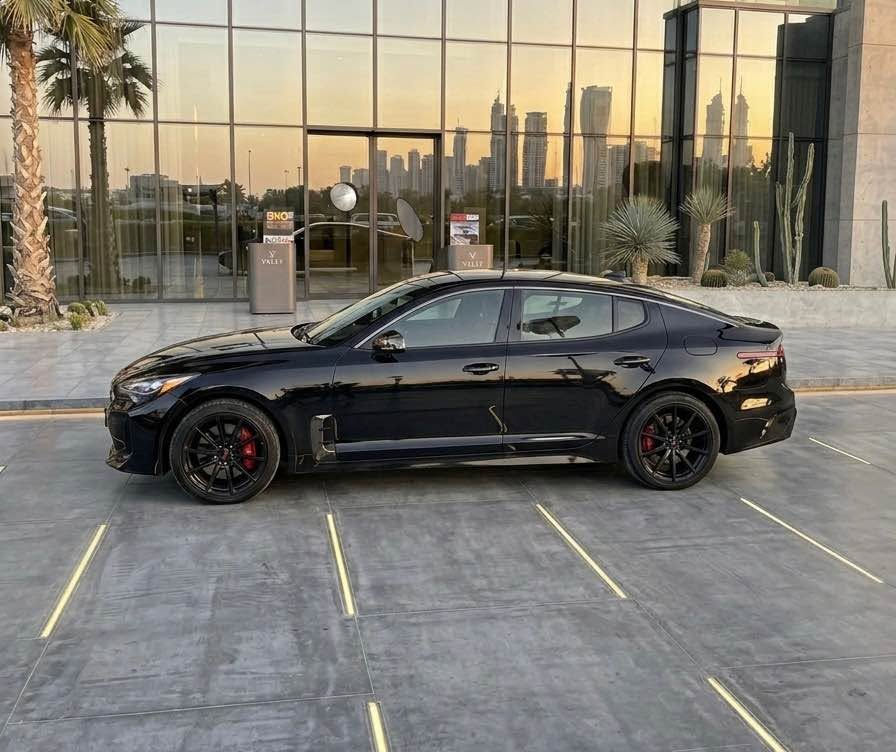 للبيع او المراوس ستنكر GT1 2020
المواصفات الأساسية:
- المحرك: 6 سلندر سعة 3.3 توين تيربو.
- القوة الحصانية: 390 حصان.
- الصدر: جديد.
- تبريد قطعتين خلفي و امامي‏‎‏‎.
- نظام الدفع: دفع خلفي.
- التسارع: من 0 إلى 100 كم/ساعة في حوالي 4.9 ثانية.
- السرعة القصوى: 270 كم/ساعة.
- التايرات: تخم تاير جديد.
- الويل: نوع Wild Racing.
- بصمة دخول ذكي.
- نقطه عمياء.
- مري شفط.
- رادارات امامية  + خلفية.
- كشنات حضن ( جلد ، تدفئة ).
- شفتات ستيرن.
- انارة الترحيب.
- نظام بريك 6 بستم.
- تغيير صوت الاكزوز من الشاشه ( عالي ، منخفض).
- اوتو هولد.
- خمسة انظمة قيادة ( سبورت+عادي+اقتصادي+ذكي+مخصص)
- مكاني بغداد
- للاتصال *********** بي واتساب
- وبالعافية عل ياخذها بغداد, العراق
