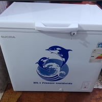 مجمدة • ٩ قدم • استعمال قليل