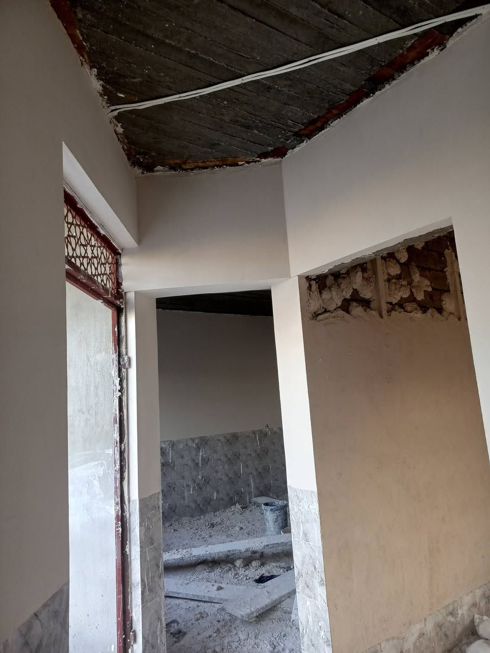سلام عليكم كادر البخ جص من الموصل تم نجاز بيت موفق الجسام في شركاط ***********
