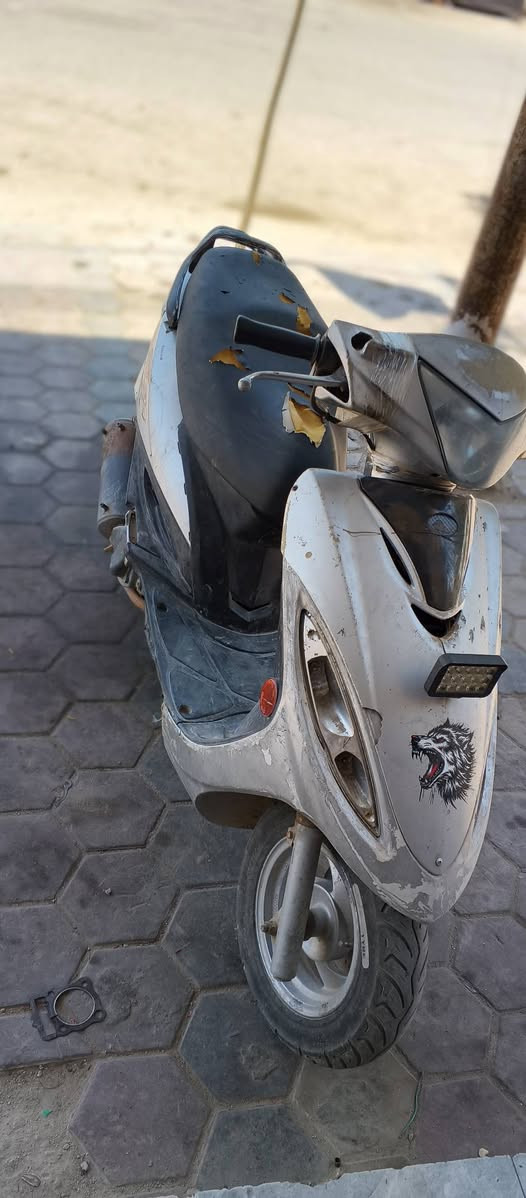 جي فور  شغاله تبخر   سلف +هندر + كهربائيات كله شغاله مابيه نقص سعر 225وبيه مجال  عنوان مدينه مركز


**إذا كنت صاحب هذا الإعلان وتريد حذفه لأي سبب، رجاءا أرسل رسالة إلى الدعم الفني**